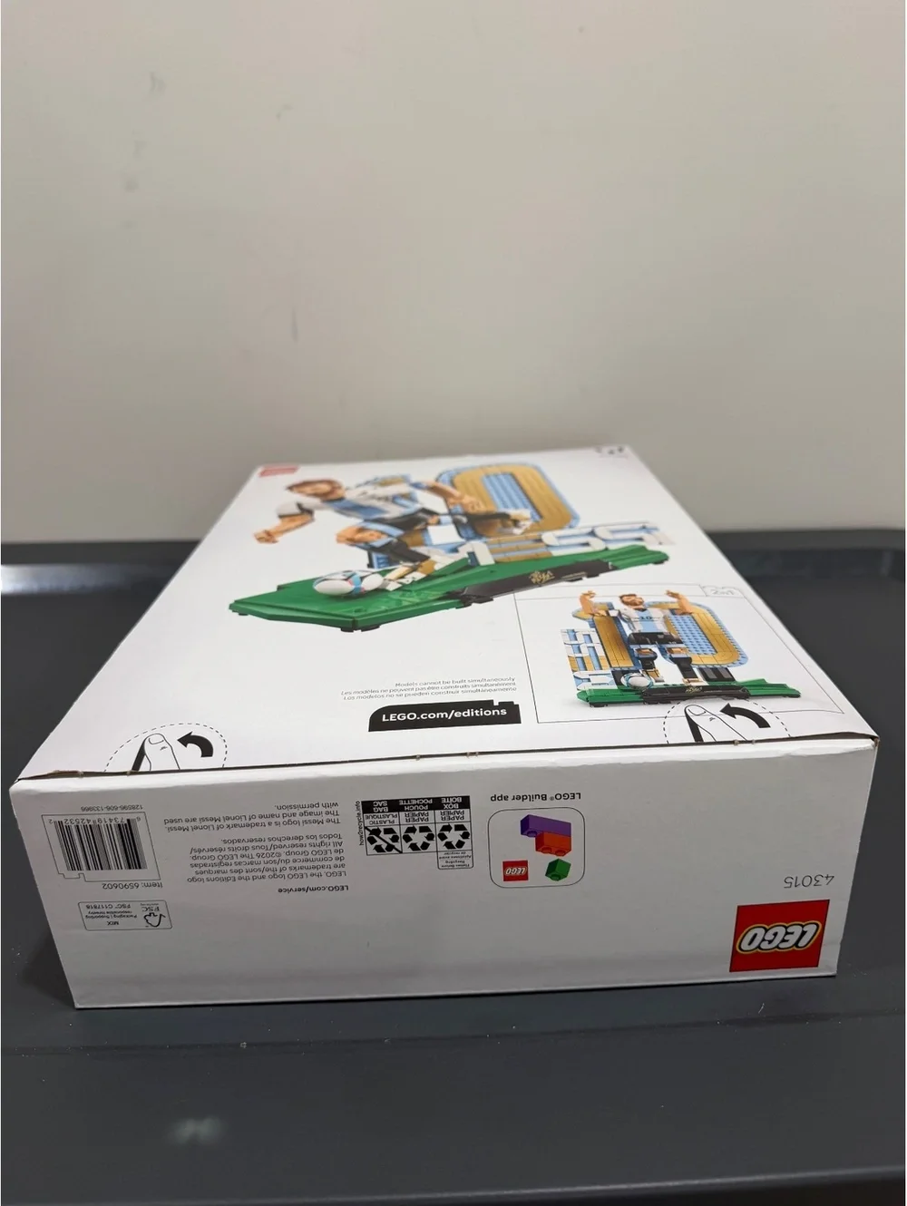 LEGO 43015 Lionel Messi Soccer Legend New Sealed FIFA World Cup 2026 Collector